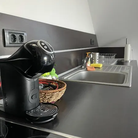 Stunning 2-bed In Sea Varna Apartment *