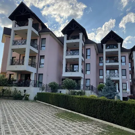 Apartment Stunning 2-bed In Sea Varna